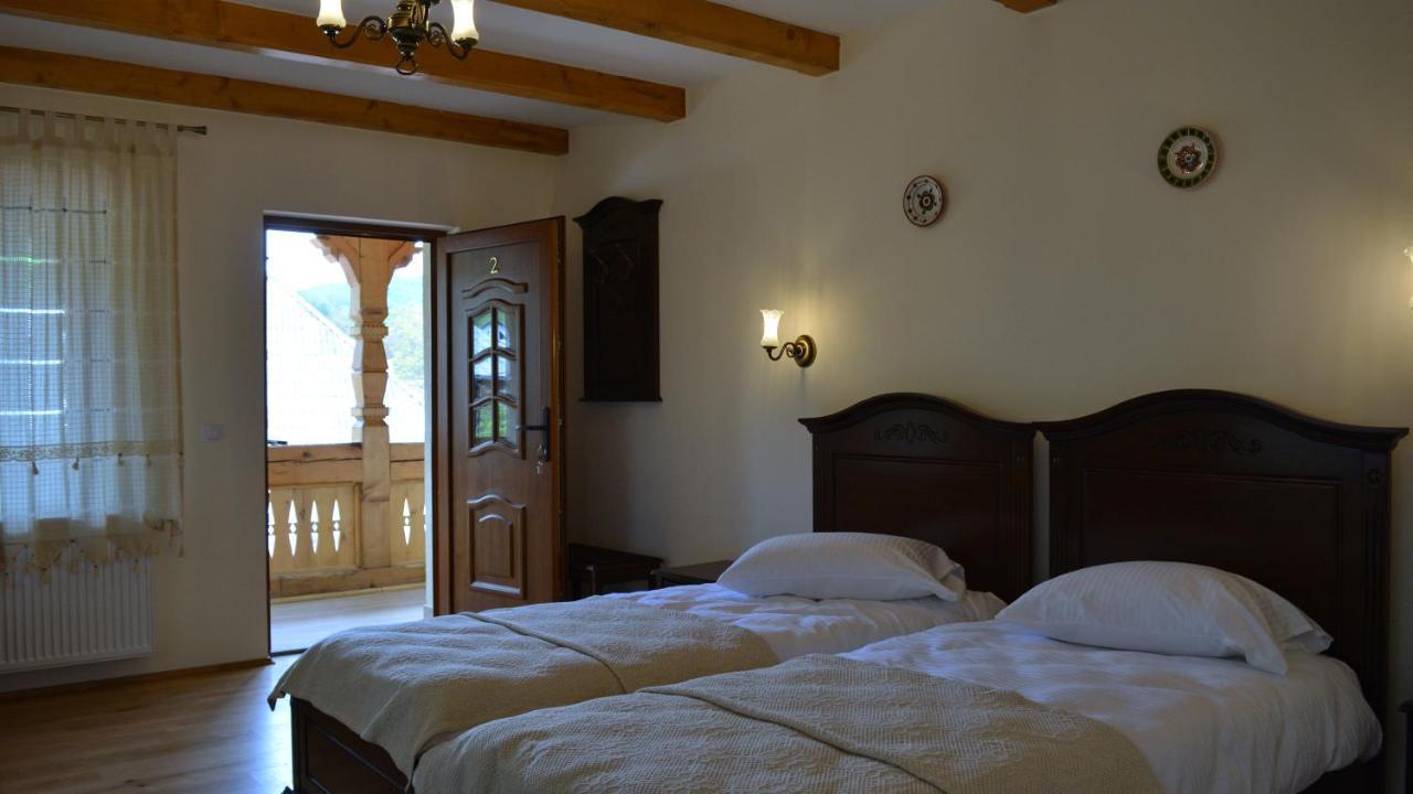 Pensiunea Valea Muntelui Bîrsana Exteriér fotografie